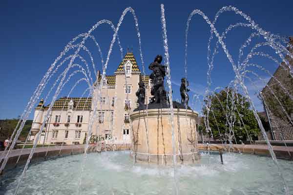 Meursault and its famous Town Hall
